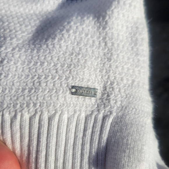 Tommy Ambre Blue & White Sweater - Picture 3 of 6